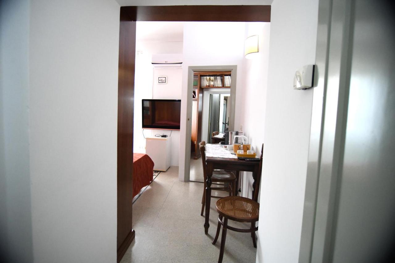 Domo Peonia Bianca Hotell Nuoro  Exteriör bild