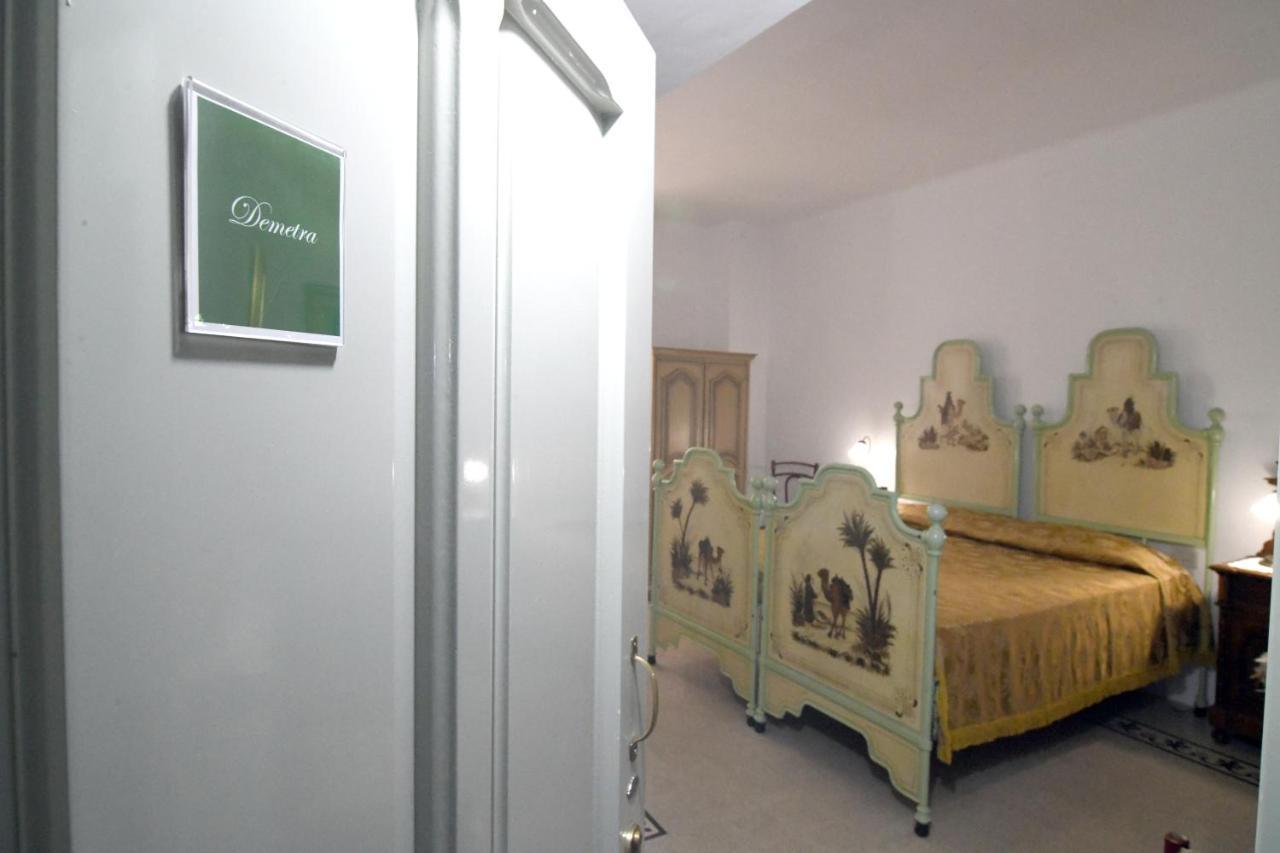 Domo Peonia Bianca Hotell Nuoro  Exteriör bild